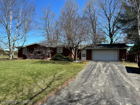 9218 Slattery Rd, Burlington, MI 48453
