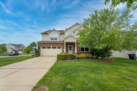 3885 Silver Charm Ln, Oceola, MI 48843