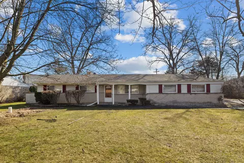 28960 Lorikay St, Farmington Hills, MI 48334