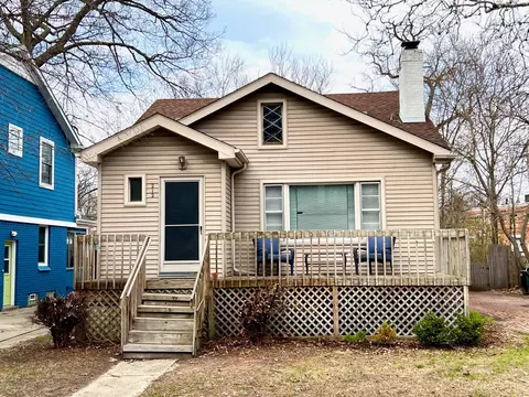 212 W Lewiston Ave, Ferndale, MI 48220