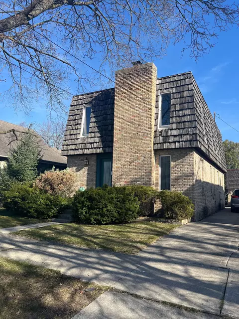 2123 5th St, Bay City, MI 48708