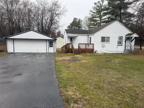 5022 Youngstown Pl, Spaulding, MI 48601