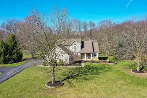 1616 Twin Lakes Blvd, Oxford, MI 48371