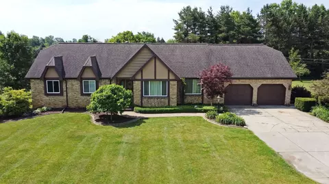 9530 Perry Rd, Goodrich, MI 48438