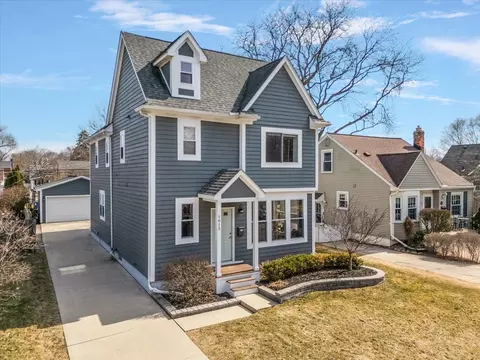 1015 Mclean Ave, Royal Oak, MI 48067
