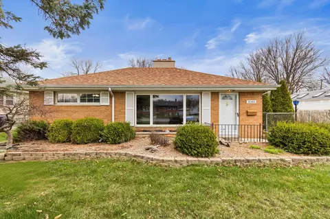 31254 Bock St, Garden City, MI 48135