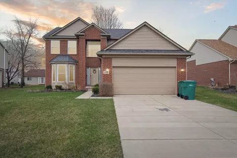 9998 Rolan Meadows Dr, Van Buren, MI 48111