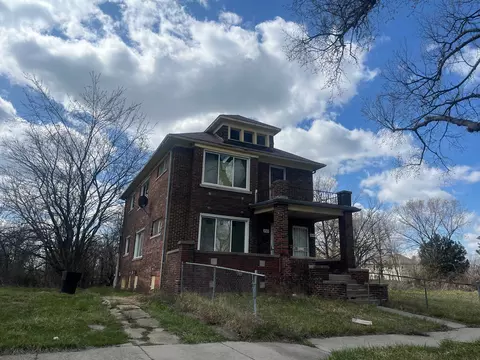 2523 Gray St, Detroit, MI 48215