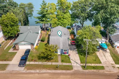 48460 Ormond Dr, Van Buren, MI 48111
