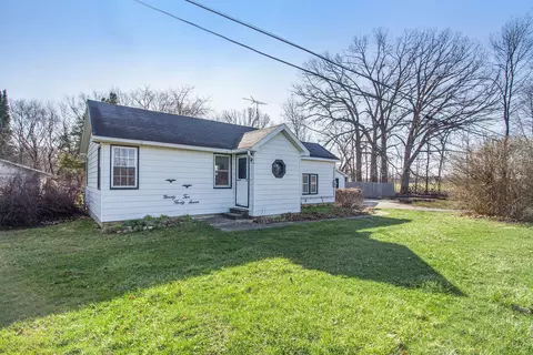 9257 Linden Rd, Mundy, MI 48473