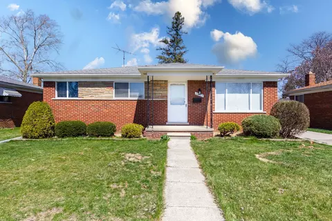 11473 Edgeton Dr, Warren, MI 48093