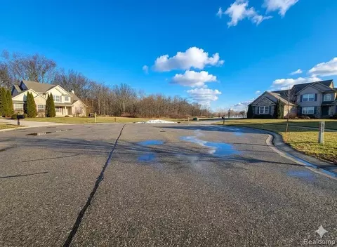 0 Valerian Crt Ct, Grand Blanc, MI 48439