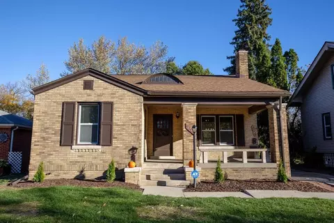 15745 N Park Ave, Eastpointe, MI 48021