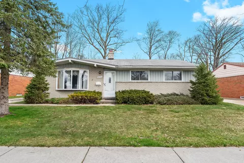 29700 Pickford St, Livonia, MI 48152