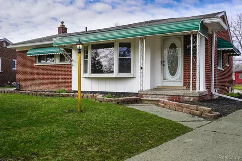 30075 Grandview St, Inkster, MI 48141