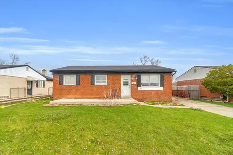 34548 Julie Dr, Romulus, MI 48174
