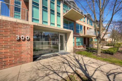 300 Hamilton St #308, Plymouth, MI 48170