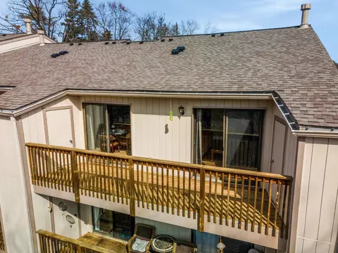 1693 Riverside Dr #5, Rochester Hills, MI 48309