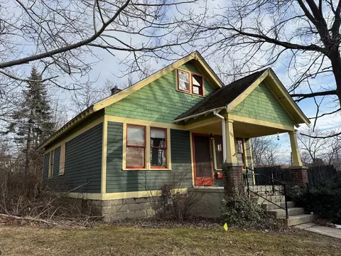 208 N Grove St, Ypsilanti, MI 48198