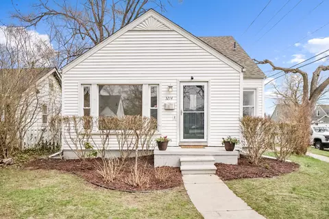 3214 Ellwood Ave, Berkley, MI 48072