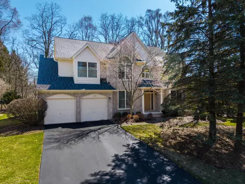 2773 Nicole Crt Ct, West Bloomfield, MI 48324