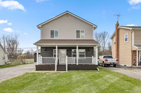 32214 Truman Rd, Rockwood, MI 48173