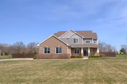 5910 Jada Dr, Highland, MI 48356