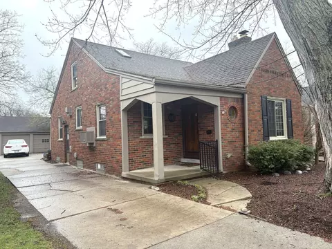 409 Belanger St, Grosse Pointe Farms, MI 48236