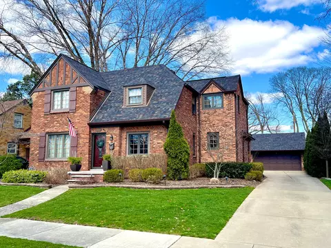 1177 Beechmont St, Dearborn, MI 48124
