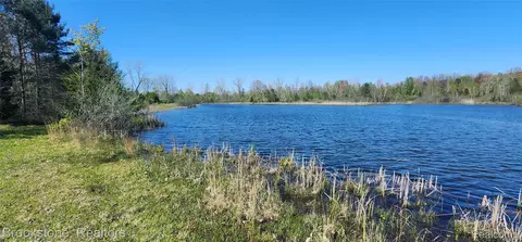 3338 Field Rd, Vienna, MI 48420