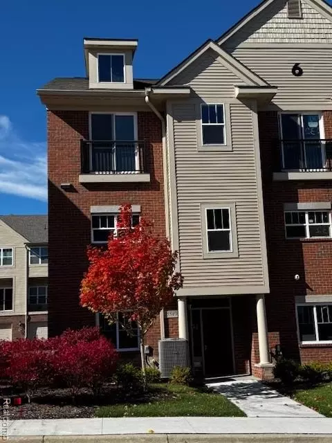 25549 Grandview Ln 31 6 #31, Novi, MI 48375