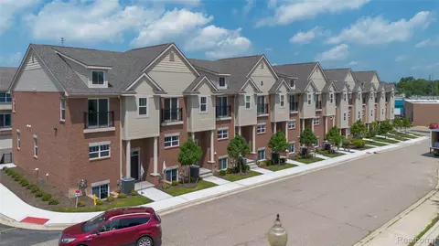 25549 Grandview Ln 31 6 #31, Novi, MI 48375