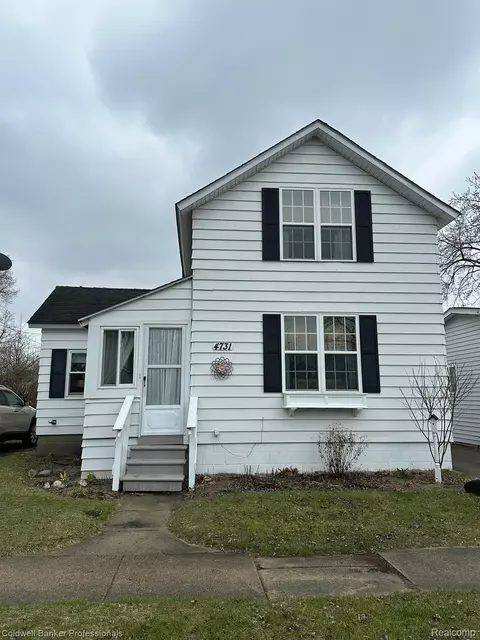 4731 2nd St, Columbiaville, MI 48421