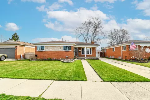 13056 Champaign Ave, Warren, MI 48089