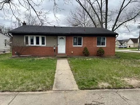 35047 Harroun St, Wayne, MI 48184