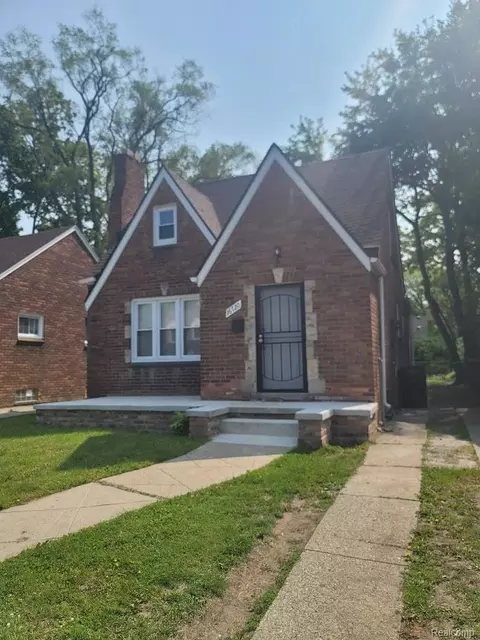 16720 Mansfield St, Detroit, MI 48235