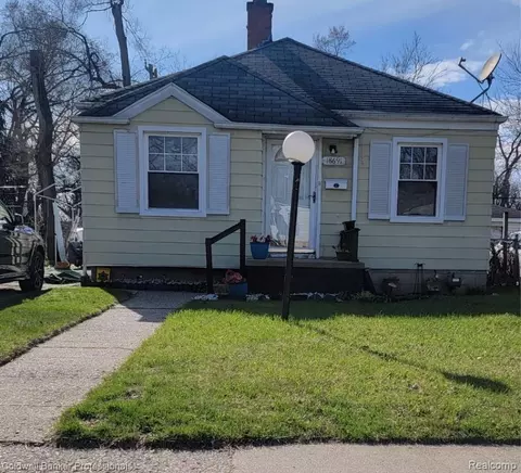 18691 Shaftsbury Ave, Detroit, MI 48219