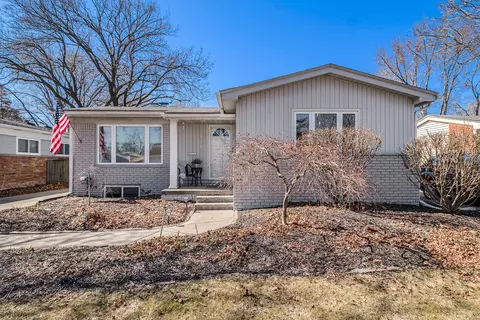 1263 Langley Blvd, Clawson, MI 48017