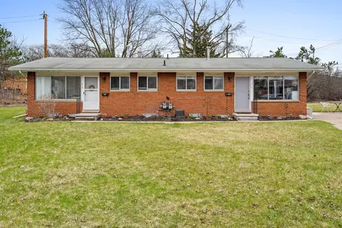 915 Evelyn Crt Ct, Ann Arbor, MI 48103