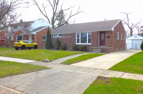 10021 Garvett St, Livonia, MI 48150