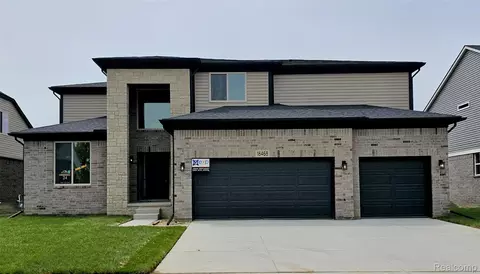 18468 Stallmann Dr, Macomb, MI 48042