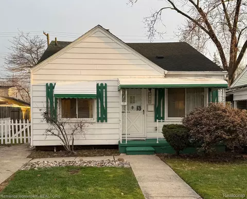 2212 Rowland Ave, Royal Oak, MI 48067