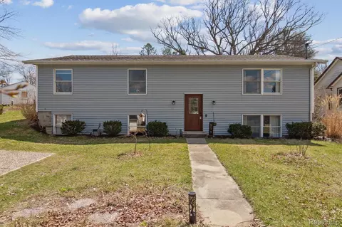 515 Furnace St, Manchester, MI 48158