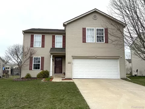 879 Prairie Ln, Milan, MI 48160