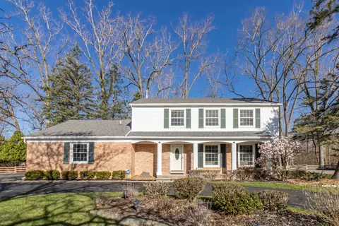 21932 Riverview Dr, Beverly Hills, MI 48025