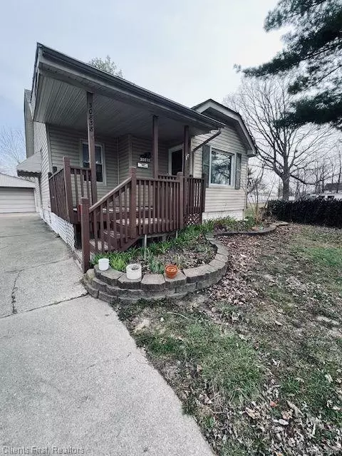 30838 N Block St NW, Garden City, MI 48135
