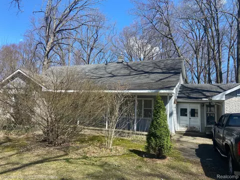 53650 Odilon Ave, Shelby Township, MI 48316