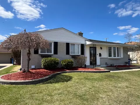 7101 N Wildwood St, Westland, MI 48185