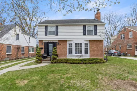 135 S Rosevere Ave, Dearborn, MI 48124