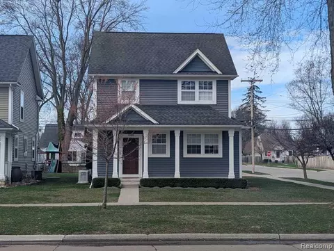 3695 Robina Ave, Berkley, MI 48072